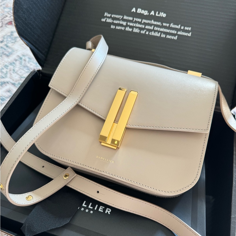 Demellier Vancouver taupe smooth bag